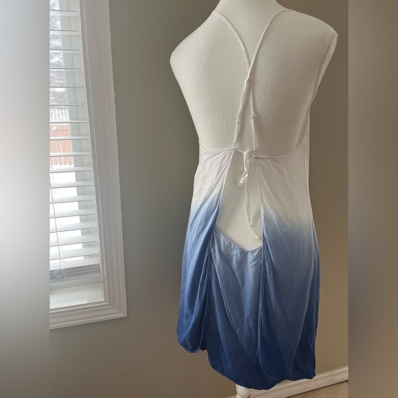 [M] VICTORIA'S SECRET blue ombre open tie back swim cover up mini dress - Picture 4 of 7